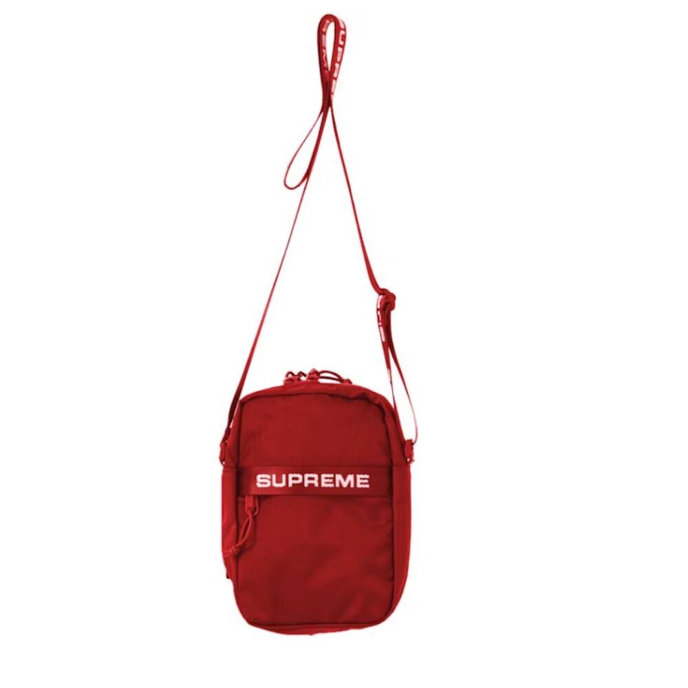 NWT Supreme Shoulder Bag - FW22 - Red